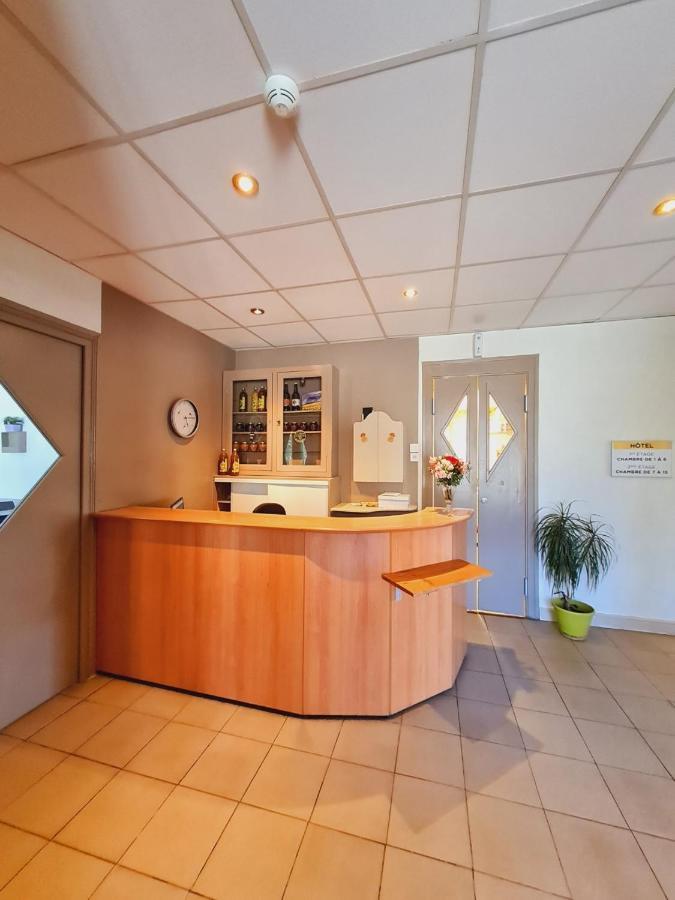 Hotel Des Cevennes Mezilhac Bagian luar foto